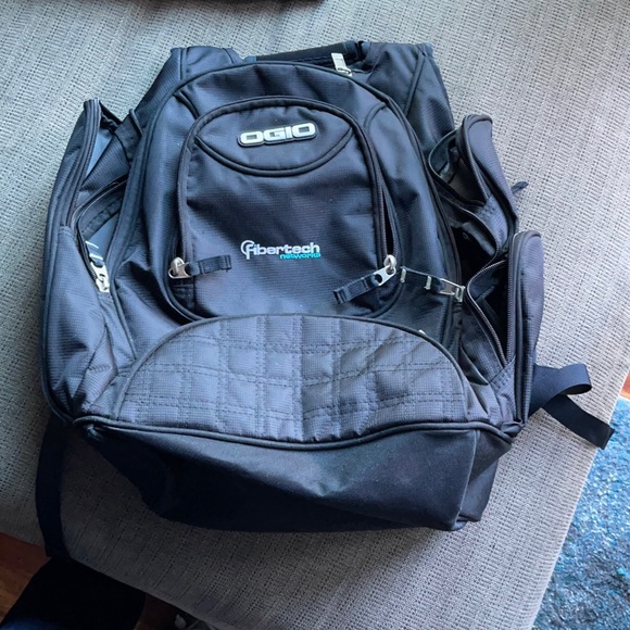 ogio tech specs street backpack